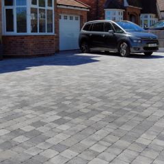 PAVESTONE PAVESETT BLOCK PAVING SILVER 200X150X50MM (9.4M2 / 312 BLOCKS PER PACK)